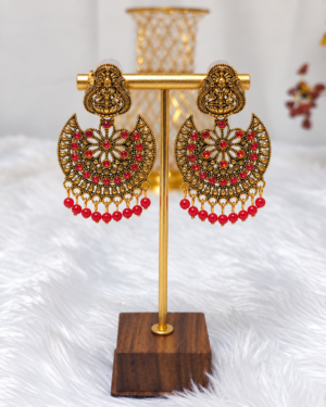file_000000009468820b95f2f5ea20d6ff74 Red Stone Antique Gold Tone Temple Earrings